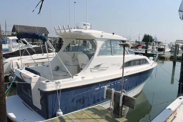 Slide: The Image of Bayliner 246 Discovery Cruiser 2008 - 0