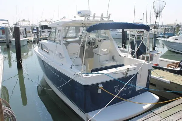 Slide: The Image of Bayliner 246 Discovery Cruiser 2008 - 7