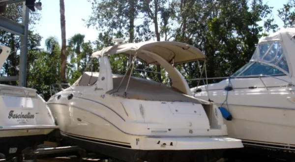 Slide: The Image of Sea Ray Sundancer 2002 - 0