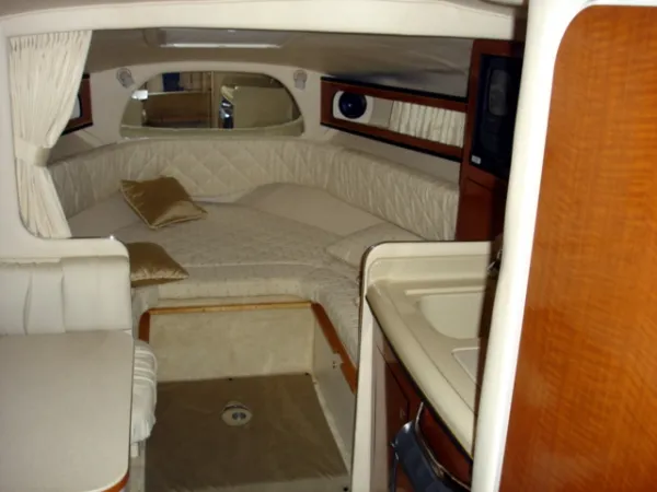 Slide: The Image of Sea Ray Sundancer 2002 - 1