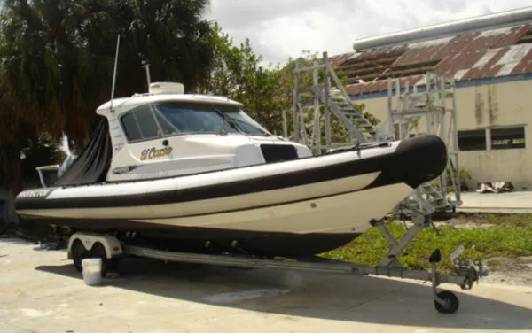 Slide: The Image of Protector Targa *28 Targa* 2004 - 1
