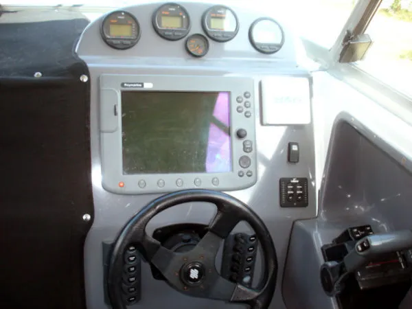 Slide: The Image of Protector Targa *28 Targa* 2004 - 2