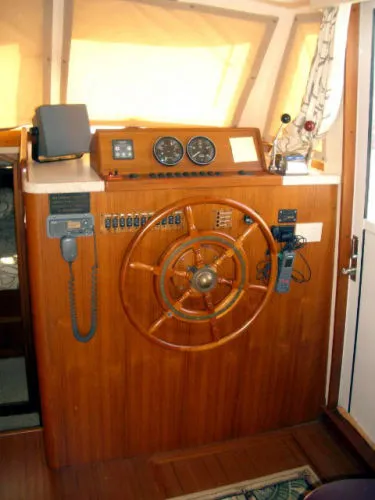 Slide: The Image of Mainship 2001 - 2