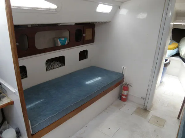 Slide: The Image of Custom Sloop 1985 - 2