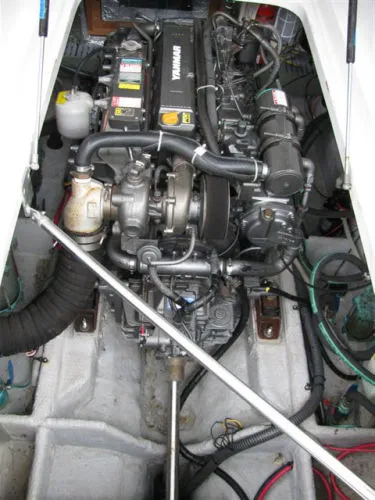 Slide: The Image of Mainship *30 Pilot* 2001 - 6