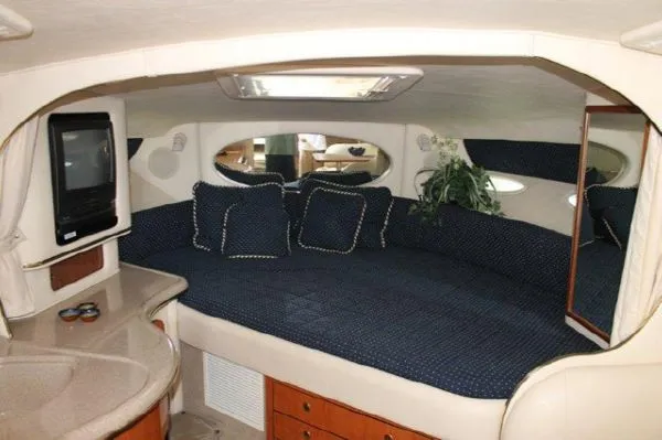 Slide: The Image of Sea Ray 310 Sundancer 2001 - 1