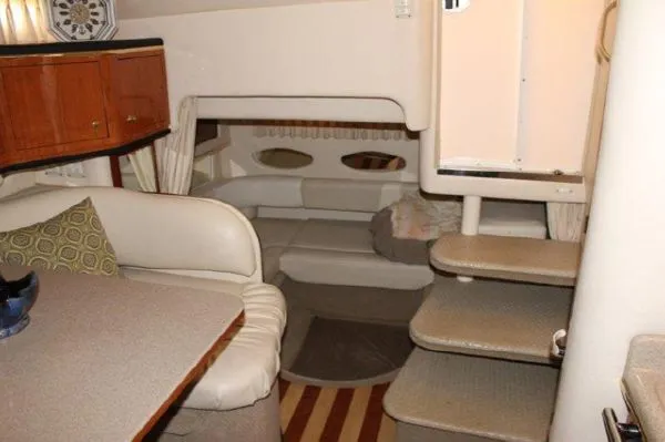 Slide: The Image of Sea Ray 310 Sundancer 2001 - 4