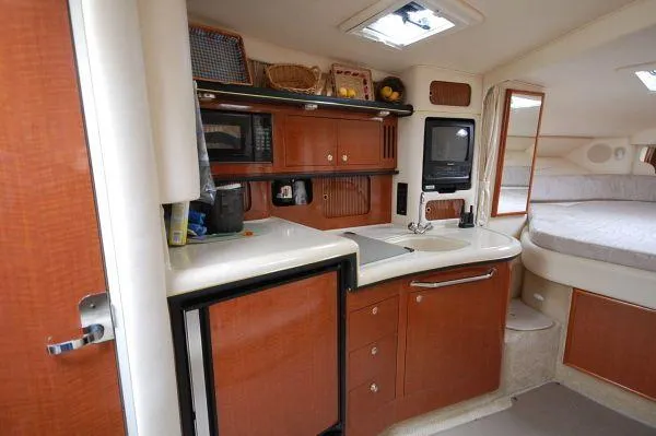 Slide: The Image of Sea Ray 340 Sundancer 2002 - 3