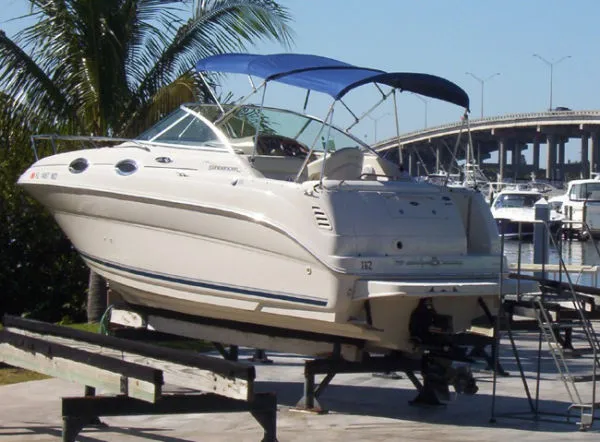 Slide: The Image of Sea Ray 240 Sundancer 2003 - 0