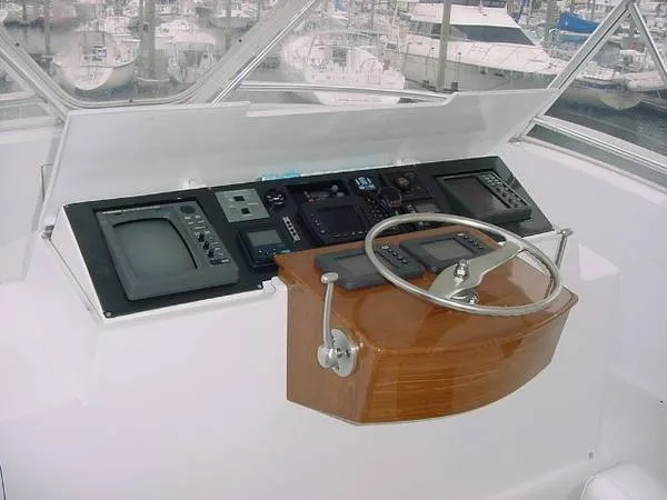 Slide: The Image of Bennett Custom Sportfish 2000 - 7