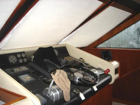 Slide: The Image of Viking 55 Flybridge MY 1989 - 1