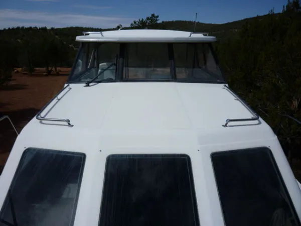 Slide: The Image of Bayliner *2859 Cierra Cabin Cruiser* 2000 - 6