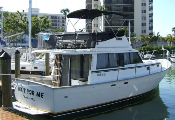 Slide: The Image of Mainship 34 1980 - 0