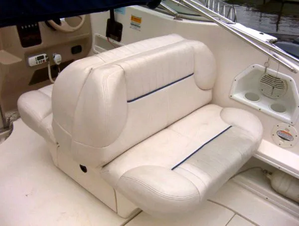 Slide: The Image of Chaparral 240 SIGNATURE 2000 - 2