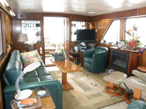 Slide: The Image of Hatteras 53 Aft Cabin Motor Yacht 1973 - 1