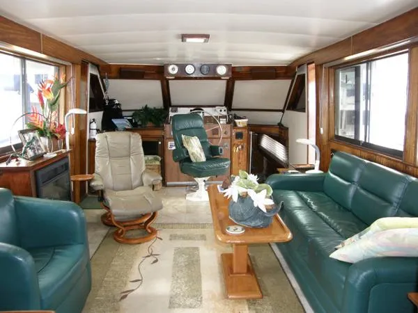Slide: The Image of Hatteras 53 Aft Cabin Motor Yacht 1973 - 2