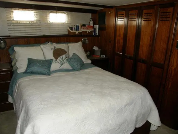 Slide: The Image of Hatteras 53 Aft Cabin Motor Yacht 1973 - 7