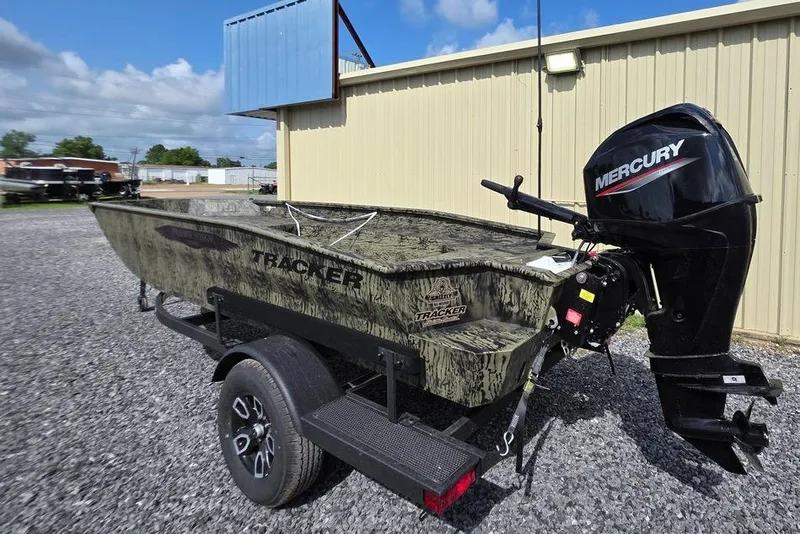 Slide: The Image of 2026 Tracker Grizzly 1650 T Prairie Wings Edition boat with Mercury outboard motor. - 6