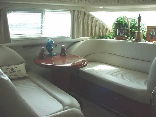Slide: The Image of Sea Ray 400 Sedan Bridge 1997 - 11