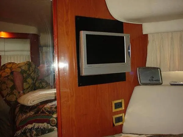 Slide: The Image of Sea Ray 400 Sedan Bridge 1997 - 2