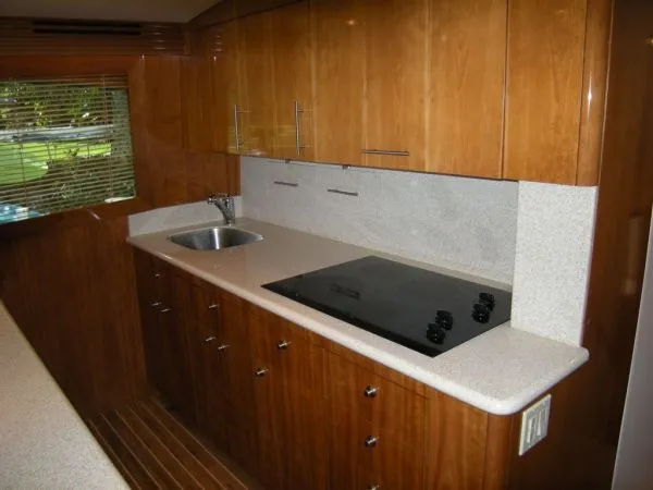Slide: The Image of Hatteras *54 Convertible* 2003 - 4