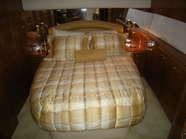 Slide: The Image of Hatteras *54 Convertible* 2003 - 7