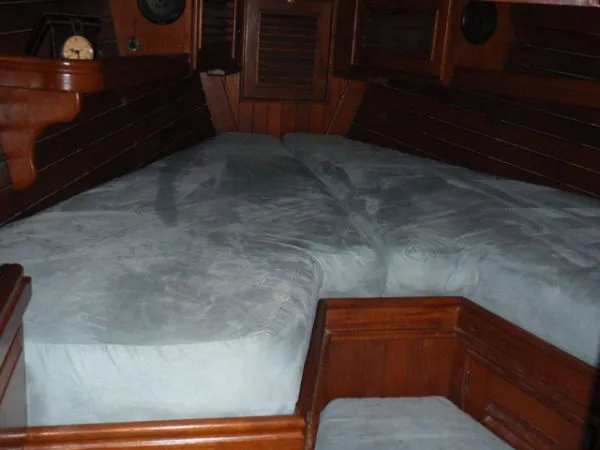 Slide: The Image of Shannon yachts Cutter Cruising Sail Yacht 1985 - 11
