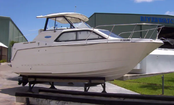 Slide: The Image of Bayliner 2004 - 0