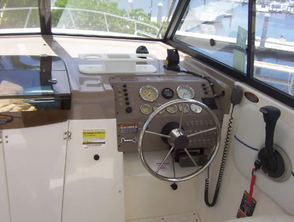 Slide: The Image of Bayliner 2004 - 4