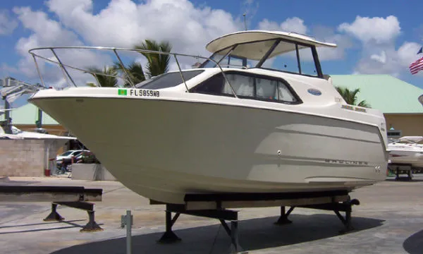 Slide: The Image of Bayliner 2004 - 7