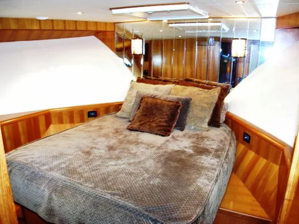 Slide: The Image of Ocean Alexander Classicco 2004 - 4