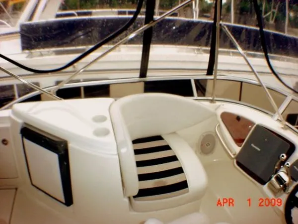 Slide: The Image of Meridian 408 Aft Cabin MY 2005 - 10