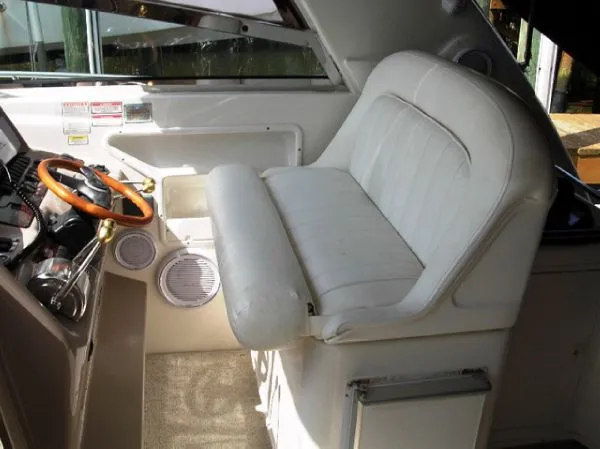 Slide: The Image of Sea Ray 340 Amberjack 2001 - 6