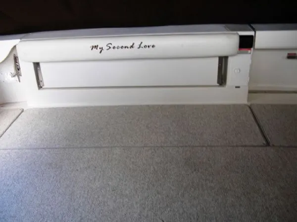 Slide: The Image of Sea Ray 340 Amberjack 2001 - 8