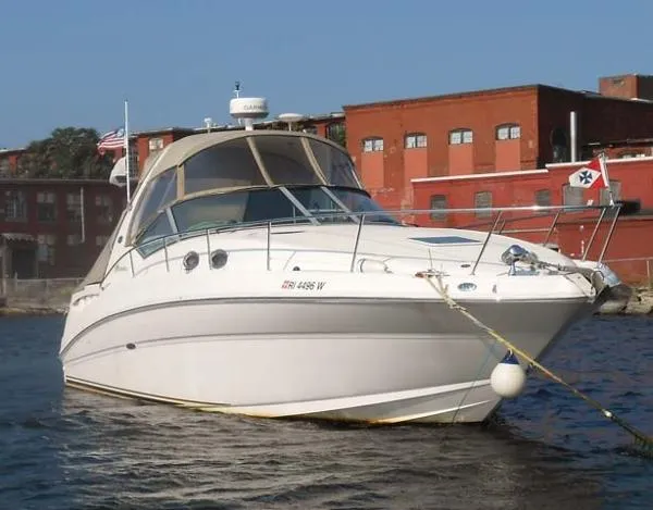 Slide: The Image of Sea Ray 32 Sundancer 2002 - 4
