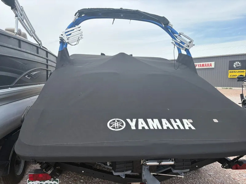 Slide: The Image of Yamaha 212X 2019 - 11