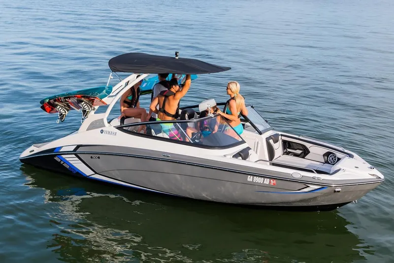 Slide: The Image of Yamaha 212X 2019 - 14