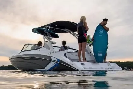 Slide: The Image of Yamaha 212X 2019 - 19