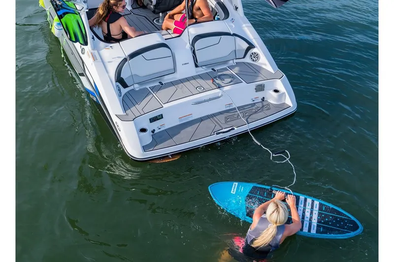 Slide: The Image of Yamaha 212X 2019 - 20