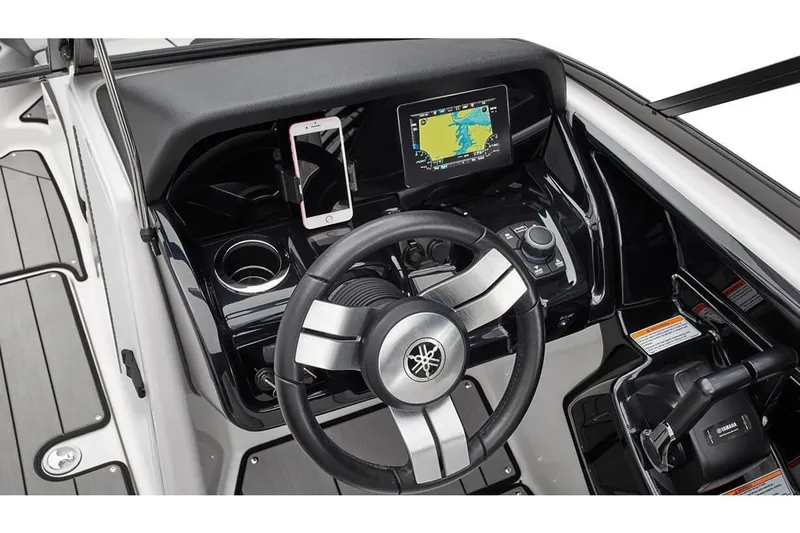 Slide: The Image of Yamaha 212X 2019 - 23