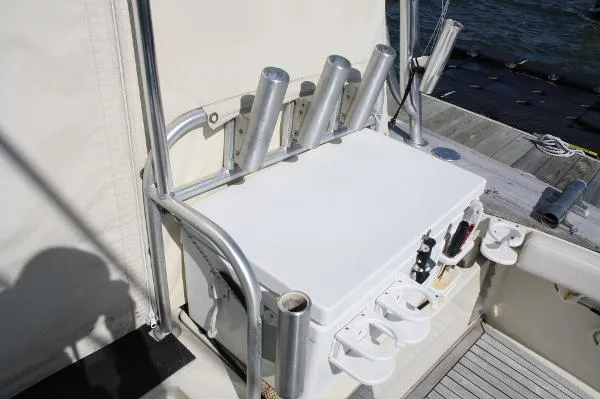 Slide: The Image of Runaway 36 Sportsman 1989 - 9