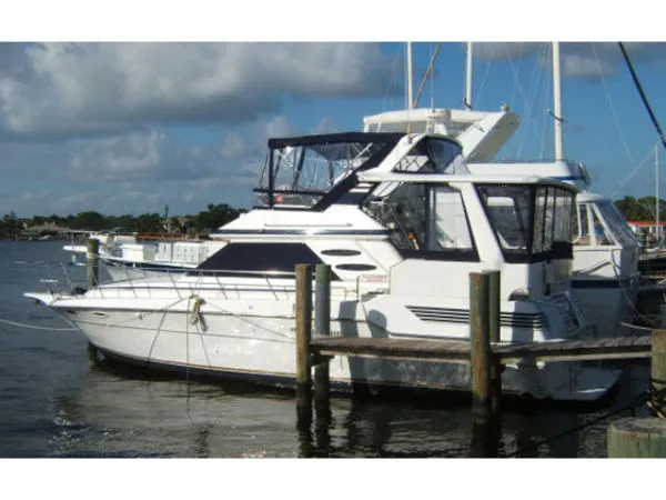 Slide: The Image of Sea Ray Aft Cabin Motoryacht 1988 - 0