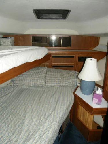Slide: The Image of Sea Ray Aft Cabin Motoryacht 1988 - 10