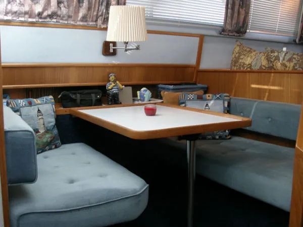 Slide: The Image of Sea Ray Aft Cabin Motoryacht 1988 - 2