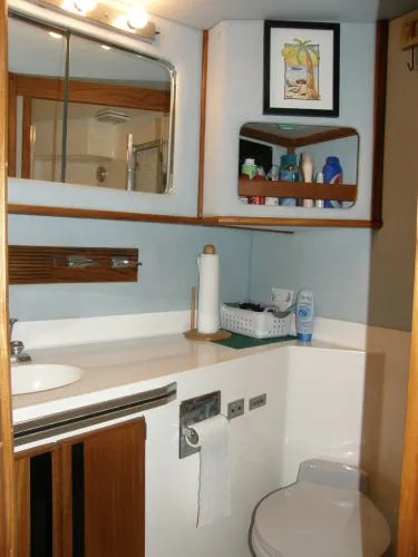 Slide: The Image of Sea Ray Aft Cabin Motoryacht 1988 - 8