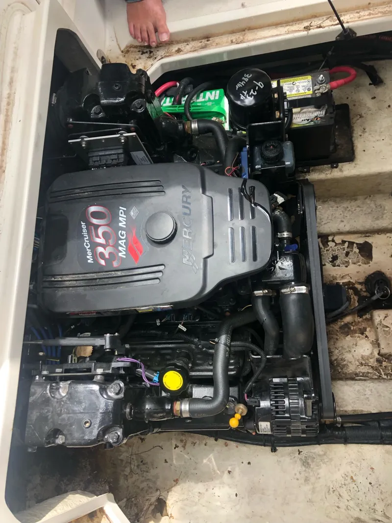 Slide: The Image of Sea Ray 225 Weekender 2007 - 3