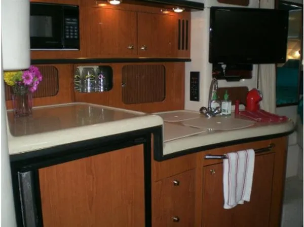Slide: The Image of Sea Ray 340 Sundancer 1999 - 6
