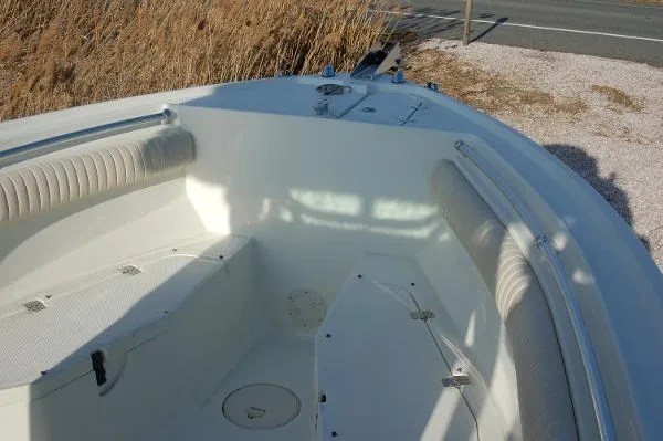 Slide: The Image of Mako Center Console 2008 - 1