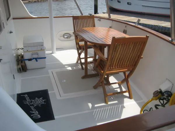 Slide: The Image of DeFever *45 Pilothouse* 2002 - 1