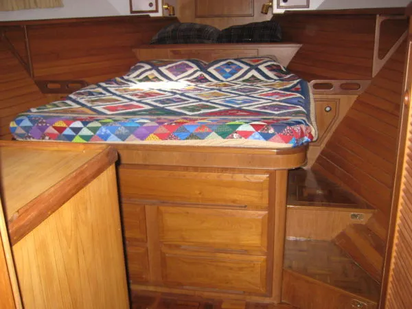Slide: The Image of DeFever *45 Pilothouse* 2002 - 10